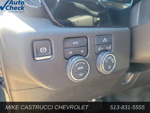 Used 2025 Chevrolet Silverado 1500 LT AWD/4WD image 22