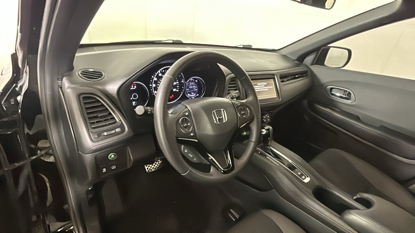 Used 2021 Honda HR-V Sport image 15