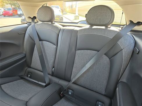 Used 2024 MINI Cooper SE image 13