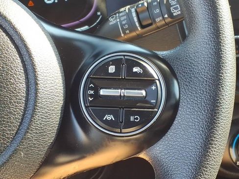 Used 2024 Kia Soul LX w/ Option Group 015 image 18