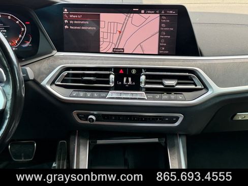 Used 2022 BMW X7 M50i AWD/4WD image 25