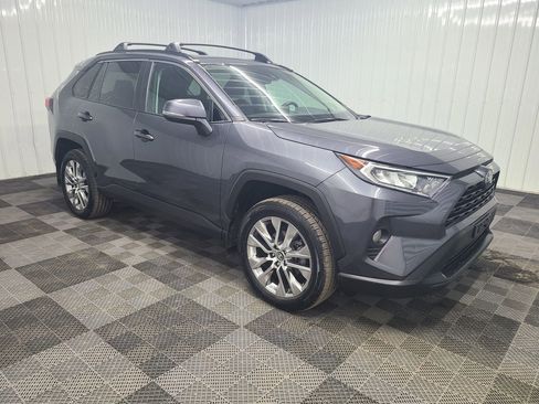 Used 2020 Toyota RAV4 XLE Premium AWD/4WD image 13