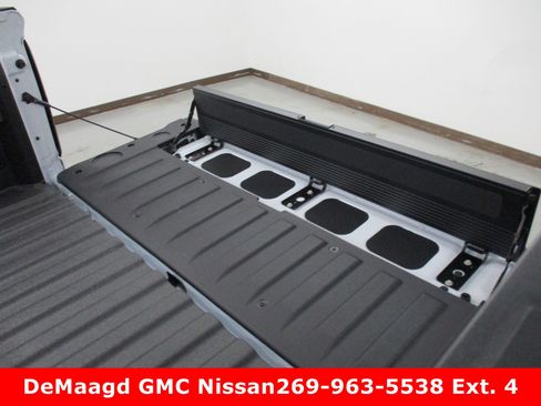 New 2026 GMC Sierra 1500 Denali w/ Denali Reserve Package image 13