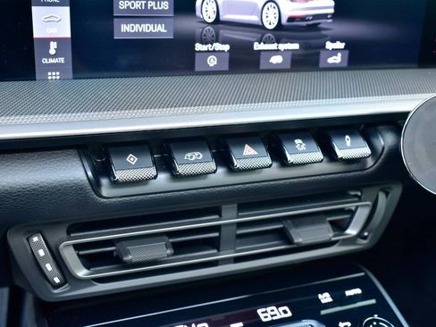 Used 2020 Porsche 911 Carrera image 20