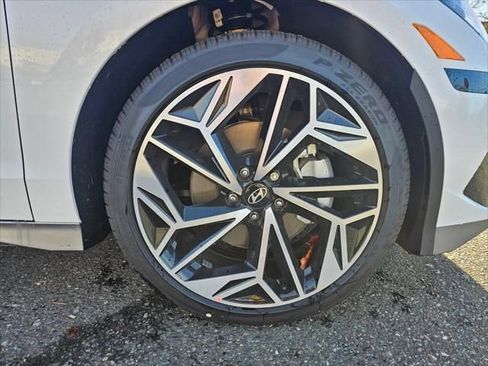 New 2025 Hyundai Ioniq 6 SEL AWD/4WD image 9