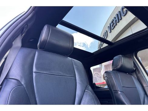 Used 2022 Toyota Tundra Platinum image 18