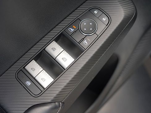 Used 2023 Mitsubishi Outlander ES AWD/4WD image 15