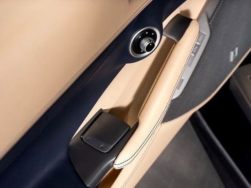 Certified 2019 Ferrari Portofino image 63