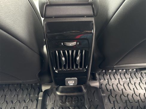 New 2026 Jeep Compass Latitude image 31