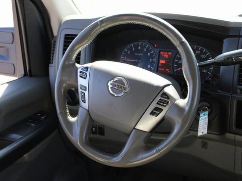 Used 2016 Nissan NV 3500 SL RWD image 23