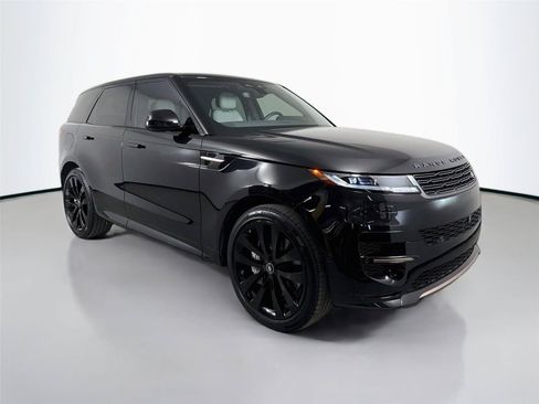 Used 2025 Land Rover Range Rover Sport Dynamic SE AWD/4WD image 3