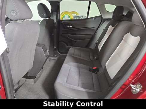 Certified 2024 Chevrolet Trax LS FWD image 12