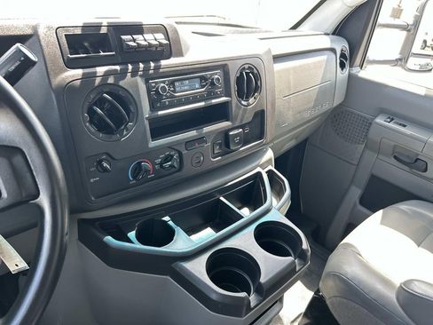 Used 2021 Ford E-450 and Econoline 450 Super Duty w/ Power Windows & Locks Group RWD image 24