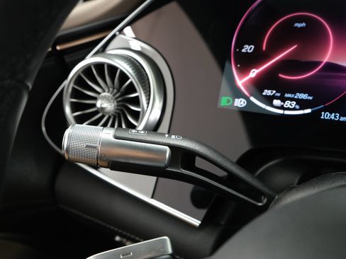 Used 2023 Mercedes-Benz EQS 580 4MATIC Sedan image 17