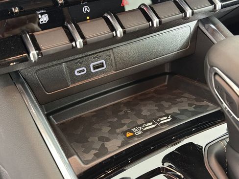 New 2026 GMC Canyon AT4 w/ Off-Road Front Bumper Package image 30