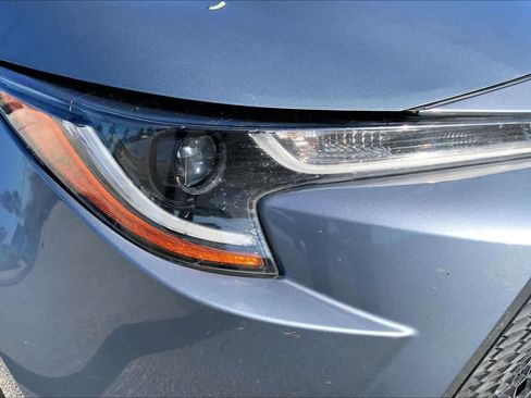 Used 2022 Toyota Corolla LE image 26