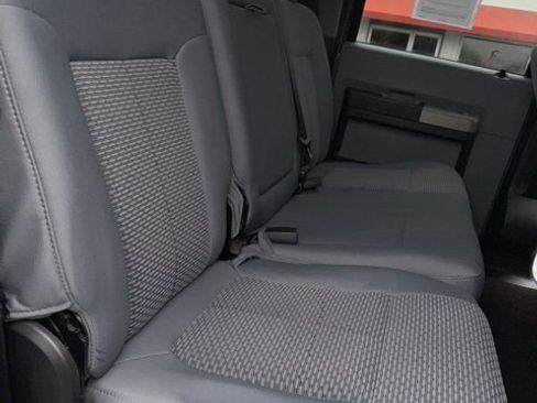 Used 2015 Ford F350 XLT w/ XLT Premium Package image 20