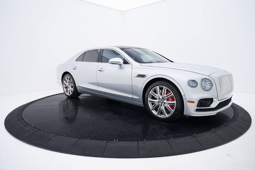 Used 2022 Bentley Flying Spur V8 AWD/4WD image 16