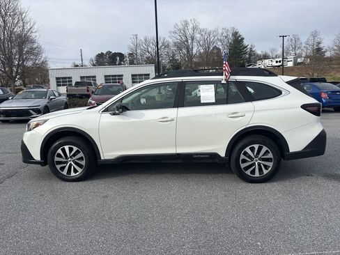 Used 2020 Subaru Outback 2.5i image 7