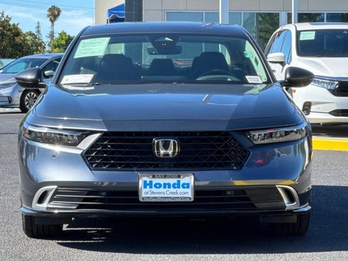 Used 2024 Honda Accord Touring image 6