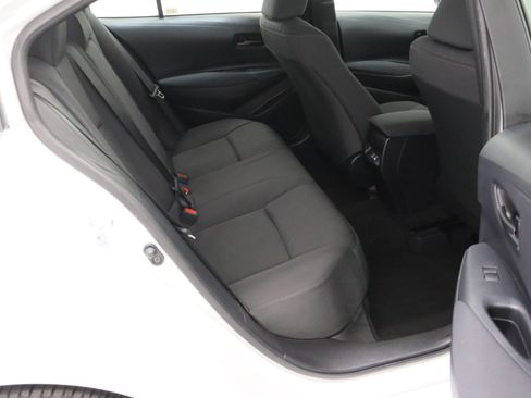 Certified 2025 Toyota Corolla LE w/ Convenience Package FWD image 32
