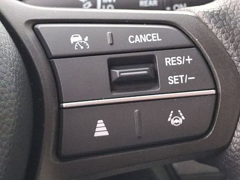 Used 2025 Honda HR-V LX image 22