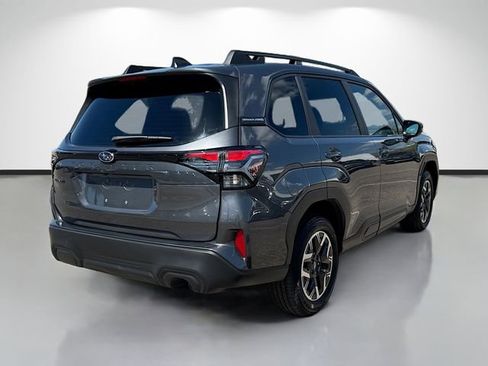 Used 2026 Subaru Forester Premium AWD/4WD image 3