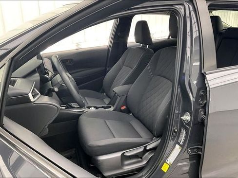 Used 2023 Toyota Corolla LE w/ LE Premium Package FWD image 8