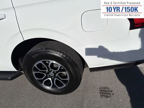 Used 2024 Ford Expedition XLT image 9