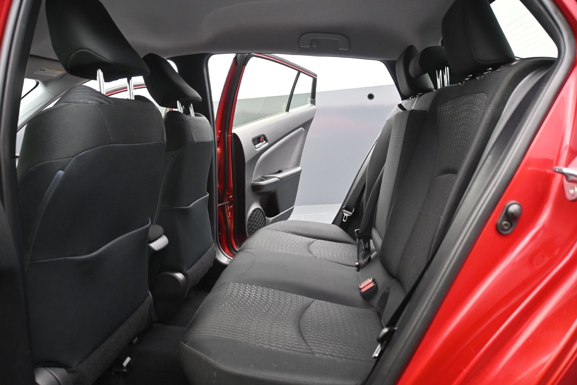Used 2018 Toyota Prius Two w/ Prius Two Safety Plus Package FWD image 15