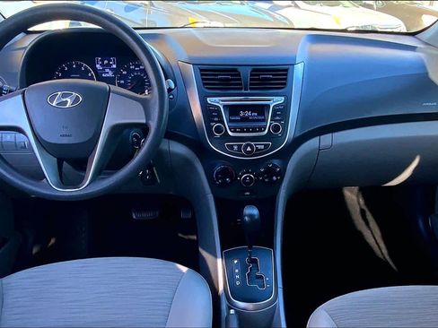 Used 2015 Hyundai Accent GLS image 14