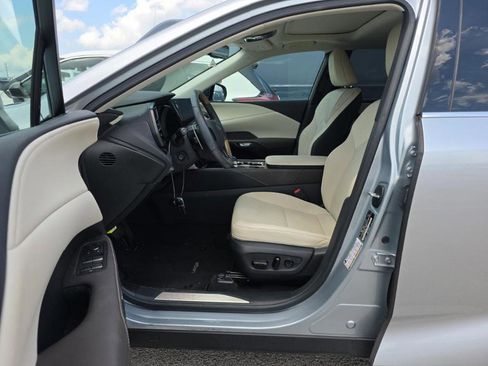 Used 2023 Lexus RX 350 Premium w/ Cold Area Package image 4