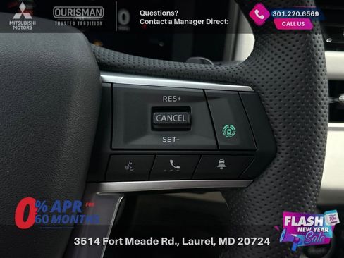 New 2025 Mitsubishi Outlander SE image 25