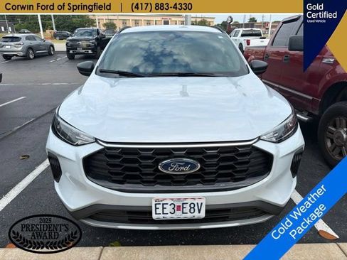 Used 2025 Ford Escape ST-Line w/ Tech Pack #1 AWD/4WD image 2