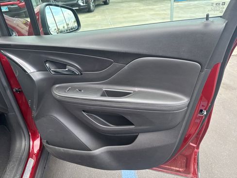 Used 2022 Buick Encore Preferred w/ Safety Package image 12