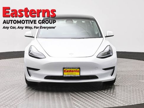 Used 2023 Tesla Model 3 Standard Range RWD image 2
