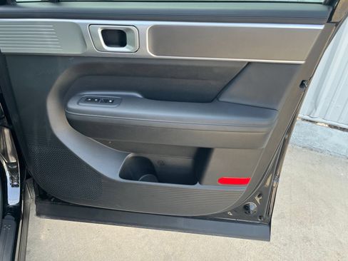 Used 2026 Hyundai Santa Fe SEL FWD image 17