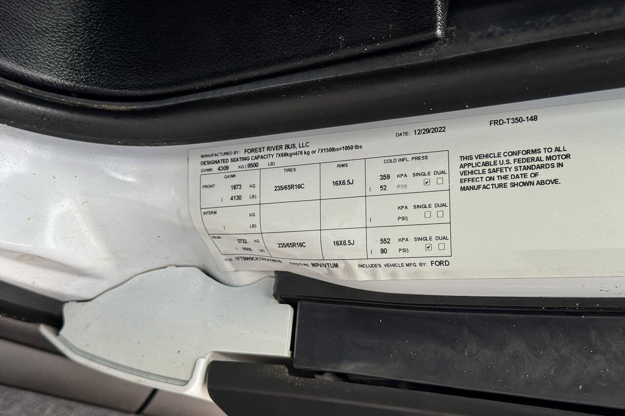 Used 2023 Ford E-Transit Medium Roof RWD image 29