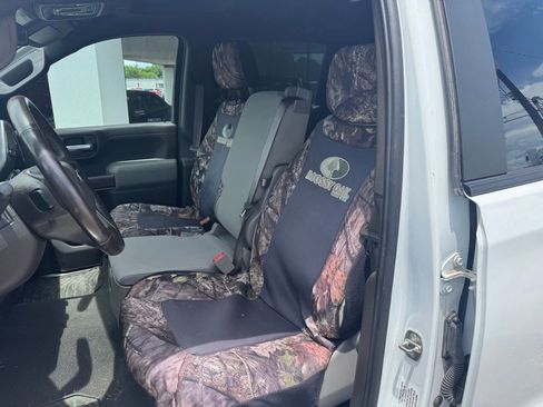 Used 2020 Chevrolet Silverado 1500 LT w/ Texas Edition RWD image 16