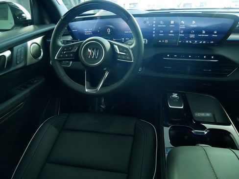 New 2026 Buick Enclave Avenir image 16