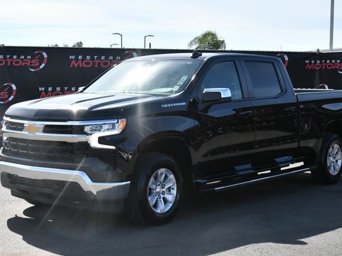 Used 2024 Chevrolet Silverado 1500 LT w/ Protection Package AWD/4WD image 3