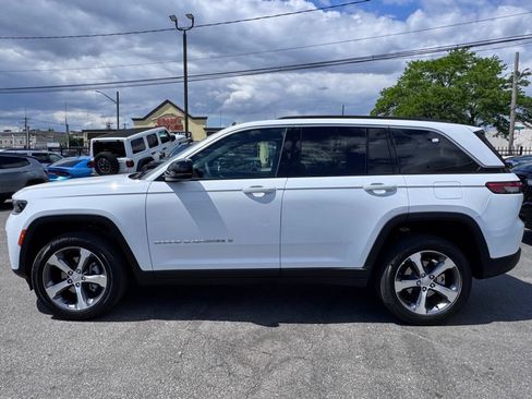 New 2026 Jeep Grand Cherokee Limited AWD/4WD image 4