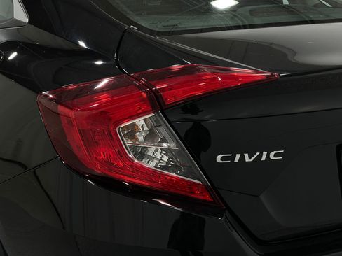 Used 2017 Honda Civic EX image 32
