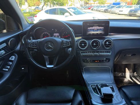 Used 2017 Mercedes-Benz GLC 300 image 30