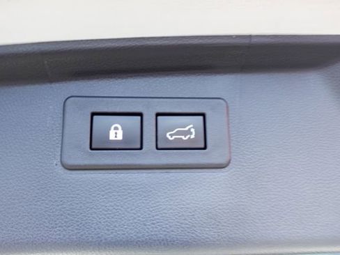 Used 2023 Subaru Outback Limited image 26