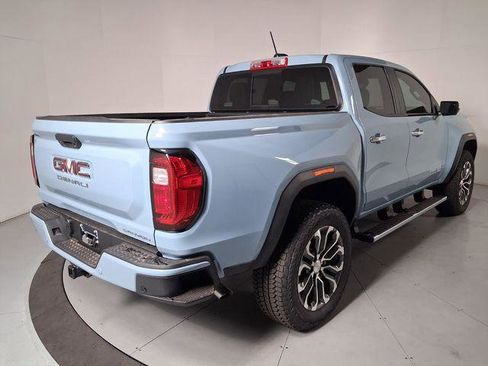 New 2026 GMC Canyon Denali image 4