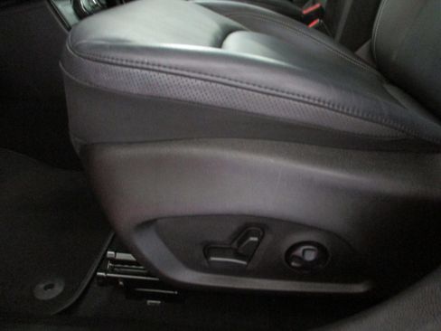 Used 2021 Jeep Renegade Limited w/ Sun & Sound Group image 17