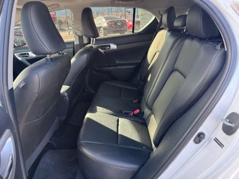 Used 2013 Lexus CT 200h w/ Premium Pkg w/Navigation image 30