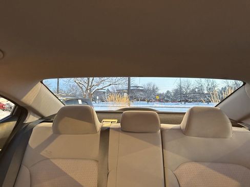 Used 2018 Hyundai Elantra SE image 19