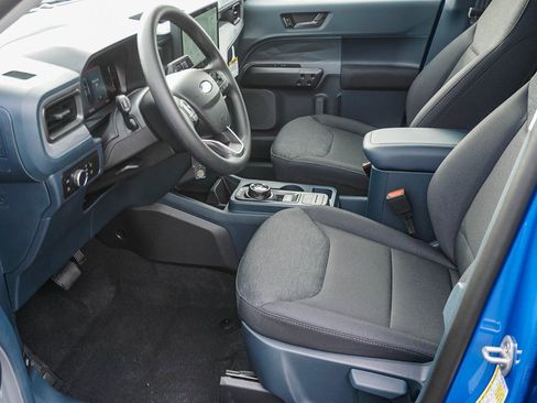 New 2025 Ford Maverick XL image 17